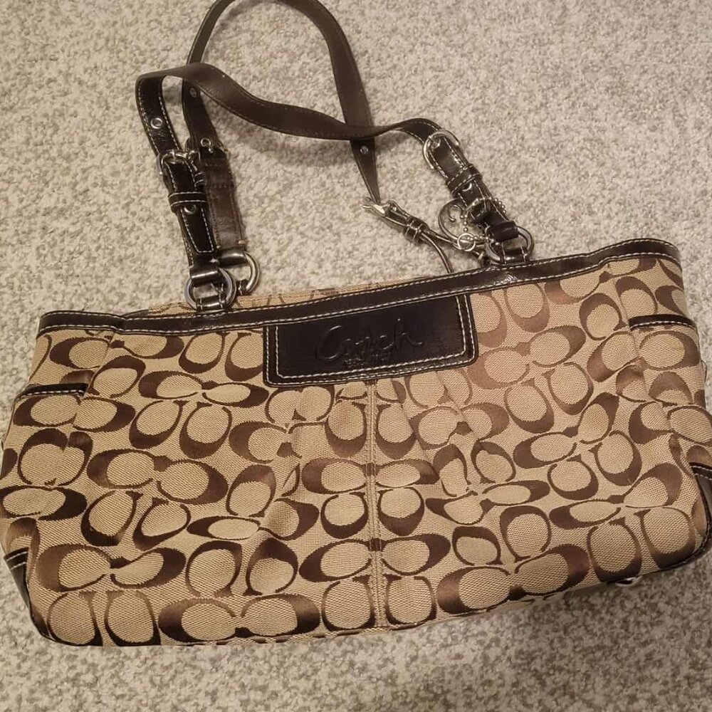 Coach Bags - Picture 3 of 6